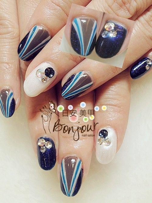 蔚藍幾何風光療指甲 - 台北東區美甲:日安美甲 Bonjour Nail Salon