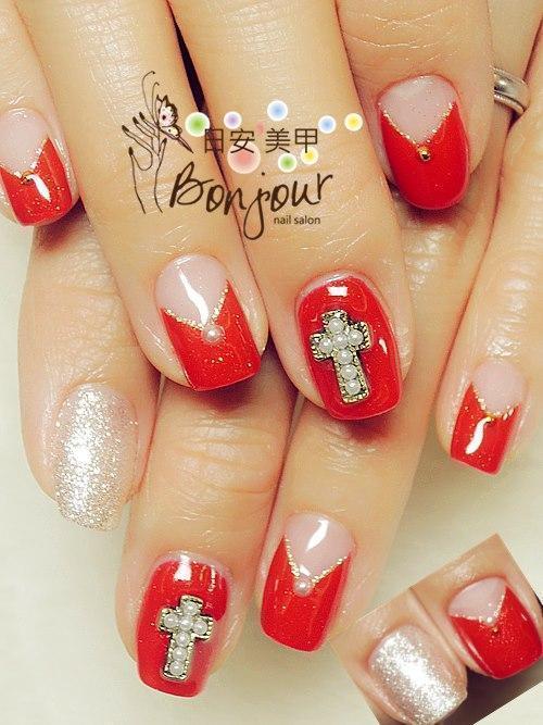 豔紅色V字光療指甲 - 台北東區美甲:日安美甲 Bonjour Nail Salon