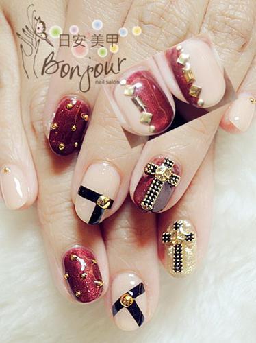 個性鉚釘風光療指甲 - 台北東區美甲:日安美甲 Bonjour Nail Salon