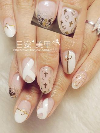 台北東區美甲 日安美甲:透明甲之十字紋光療指甲 Bonjour Nail Salon