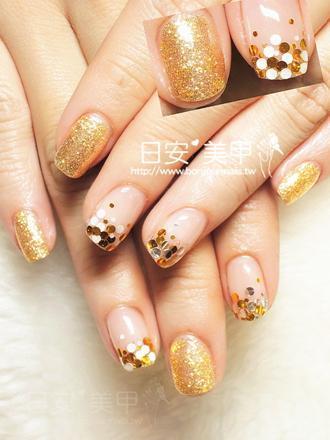 台北東區美甲 日安美甲:幾何造型鉚釘風光療指甲 Bonjour Nail Salon