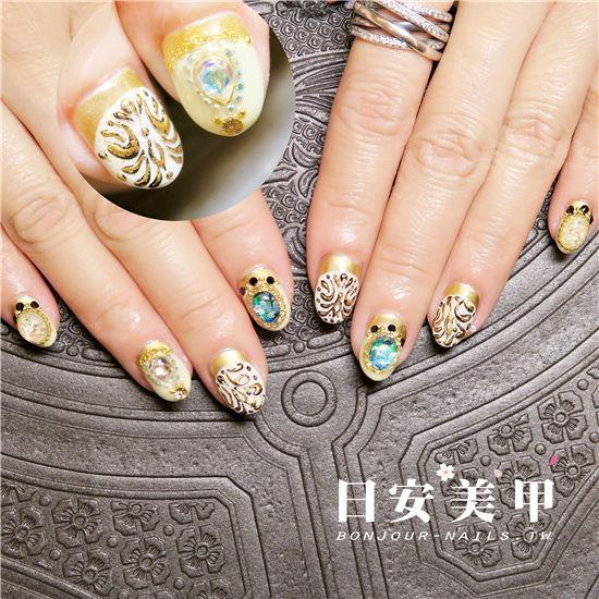 東區美甲.日安美甲-金色民族風圖騰光療指甲