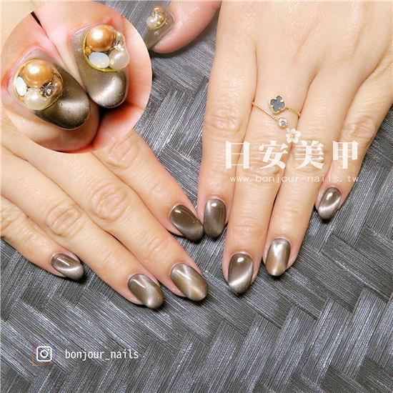 東區美甲.日安美甲-冬季褐色貓眼珍珠風光療指甲