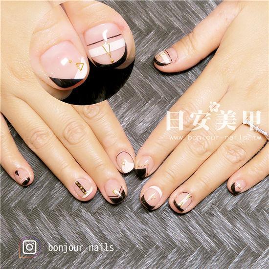 東區美甲.黑白色線條幾何光療指甲