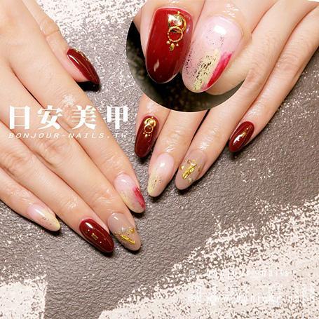 東區美甲.日安美甲冬季的酒紅色的刷色風格~  