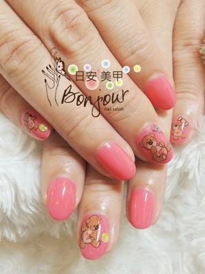 桃色梨花熊光療指甲 - 台北東區指甲彩繪:日安美甲 Bonjour Nail Salon