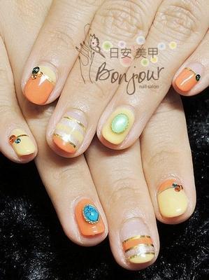 夏日線條甜蜜風光療指甲 - 台北東區美甲指甲彩繪:日安美甲 Bonjour Nail Salon