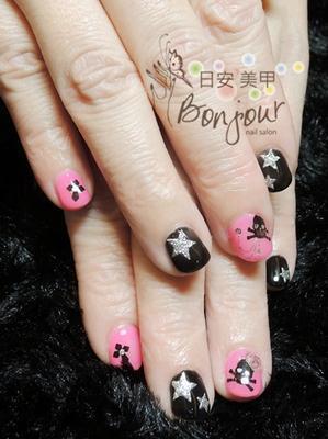 龐克骷髏頭款光療指甲 - 台北東區指甲彩繪:日安美甲 Bonjour Nail Salon