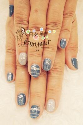 夏日條紋風光療指甲 - 台北東區指甲彩繪:日安美甲 Bonjour Nail Salon