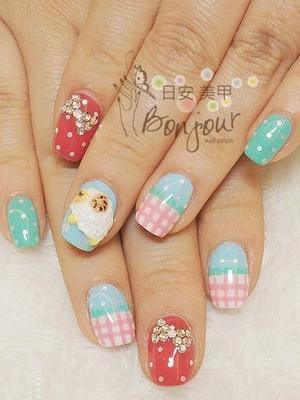 小小羊兒愛玩耍光療指甲 - 台北東區美甲指甲彩繪:日安美甲 Bonjour Nail Salon