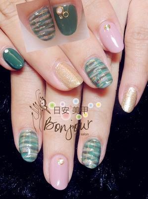 綠色迷彩風光療指甲 - 台北東區美甲:日安美甲 Bonjour Nail Salon