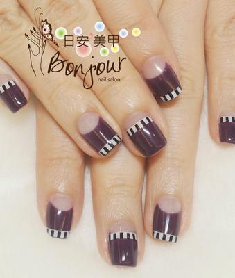 鋼琴鍵風法式光療指甲 - 台北東區美甲:日安美甲 Bonjour Nail Salon
