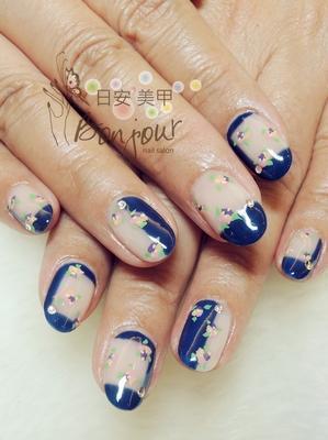 手繪點點小花光療指甲 - 台北東區美甲指甲彩繪:日安美甲 Bonjour Nail Salon