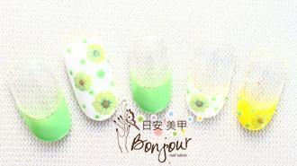 翠綠色法式光療指甲:台北東區美甲彩繪店-Bonjour Nails