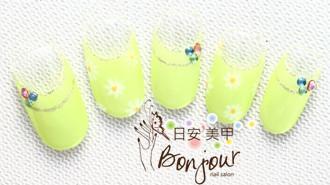 翠綠小花光療指甲:台北東區美甲彩繪店-Bonjour Nails